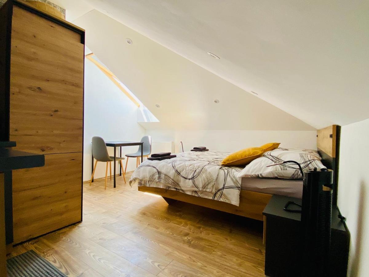 V Raji Apartment *