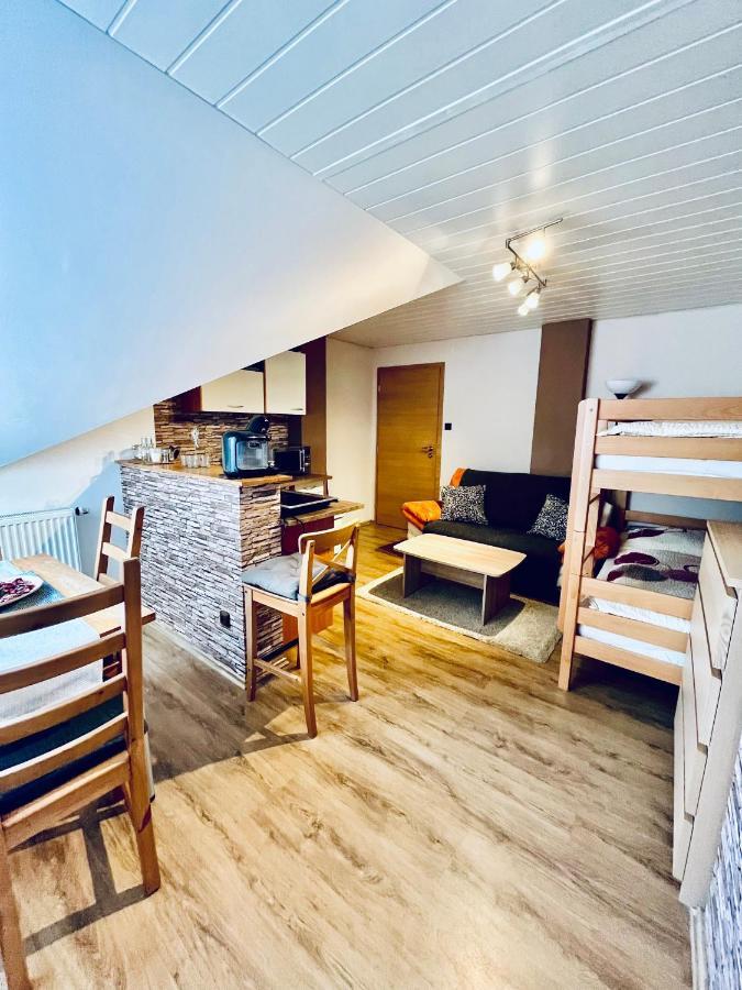 Apartment V Raji *